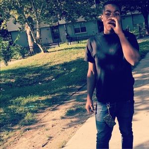 Meet your Posher, Teefy